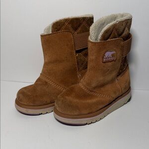 Sorel Youth Rylee Tan Suede Winter Boots with Gold Stars